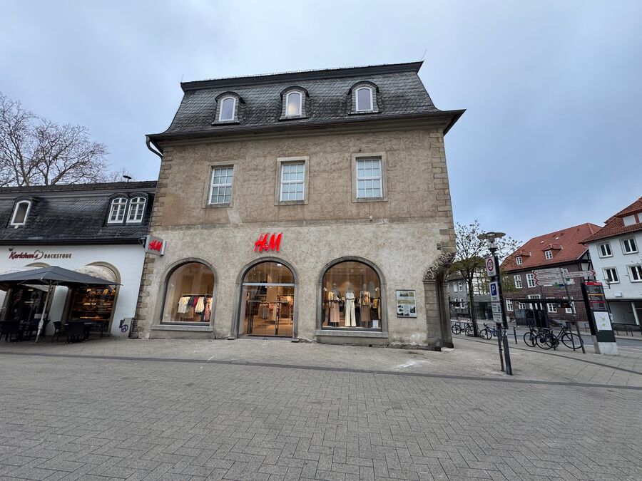 Umsetzung des Ladenbaus für H&M in Detmold